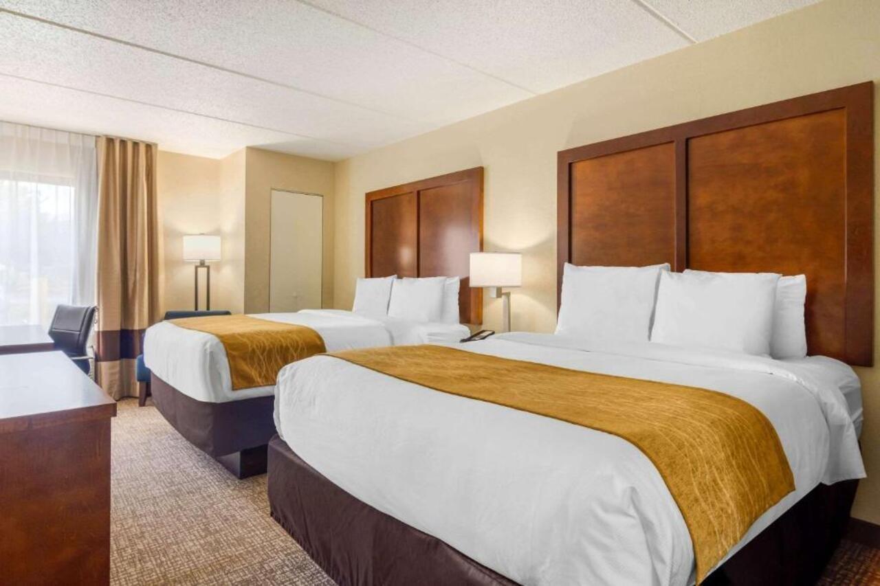 Comfort Inn Atlanta Airport Cheeko Manor Экстерьер фото