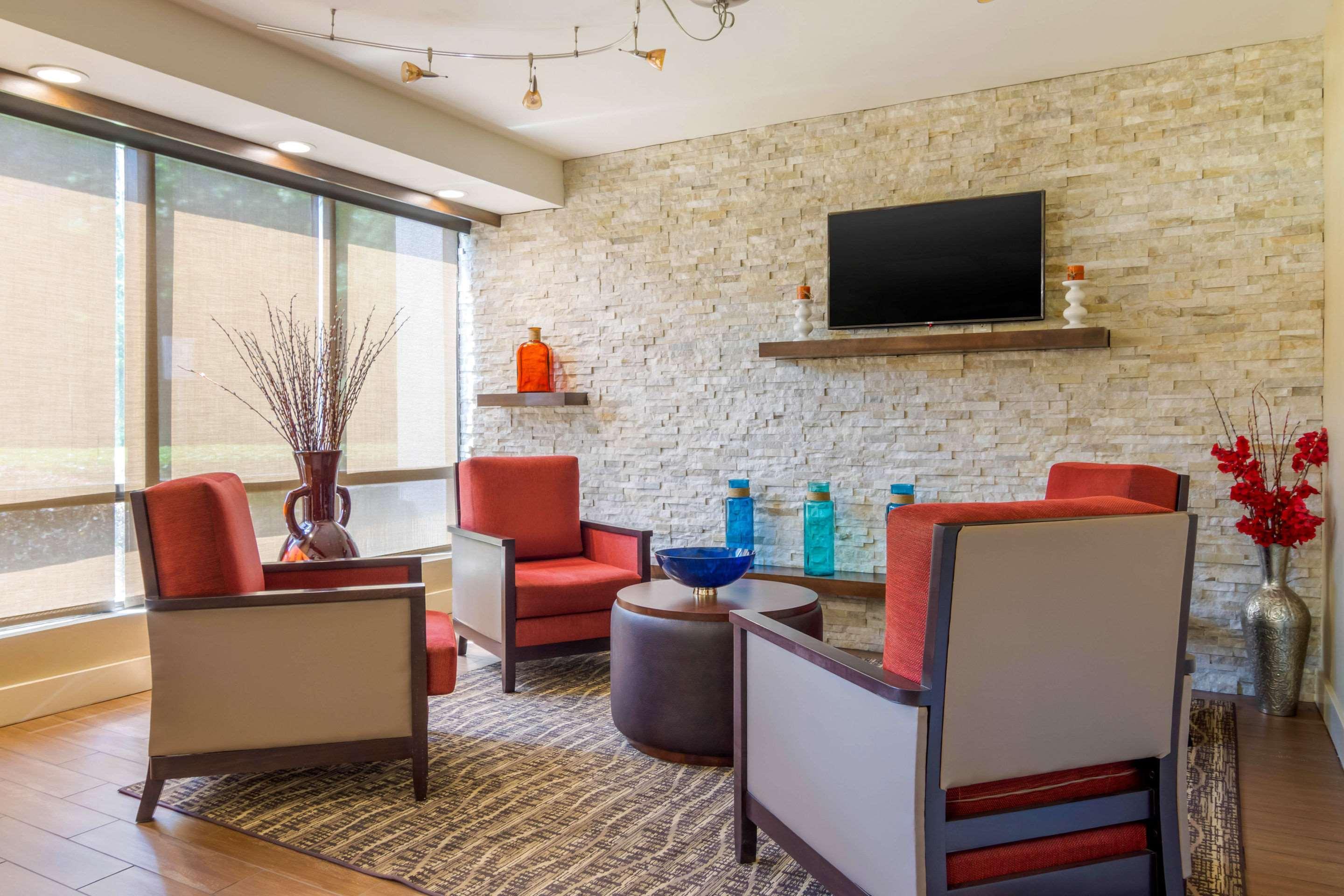 Comfort Inn Atlanta Airport Cheeko Manor Экстерьер фото